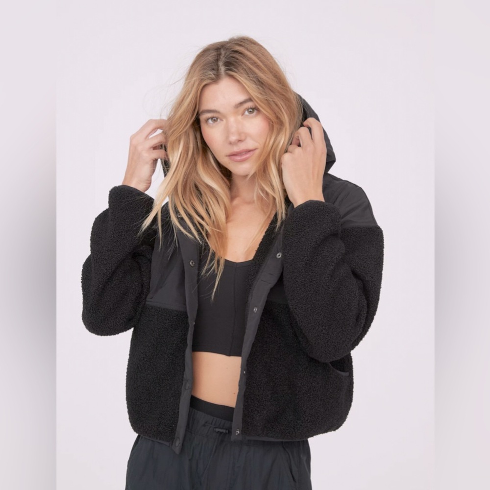Offline by aerie fluff love sherpa jacket
